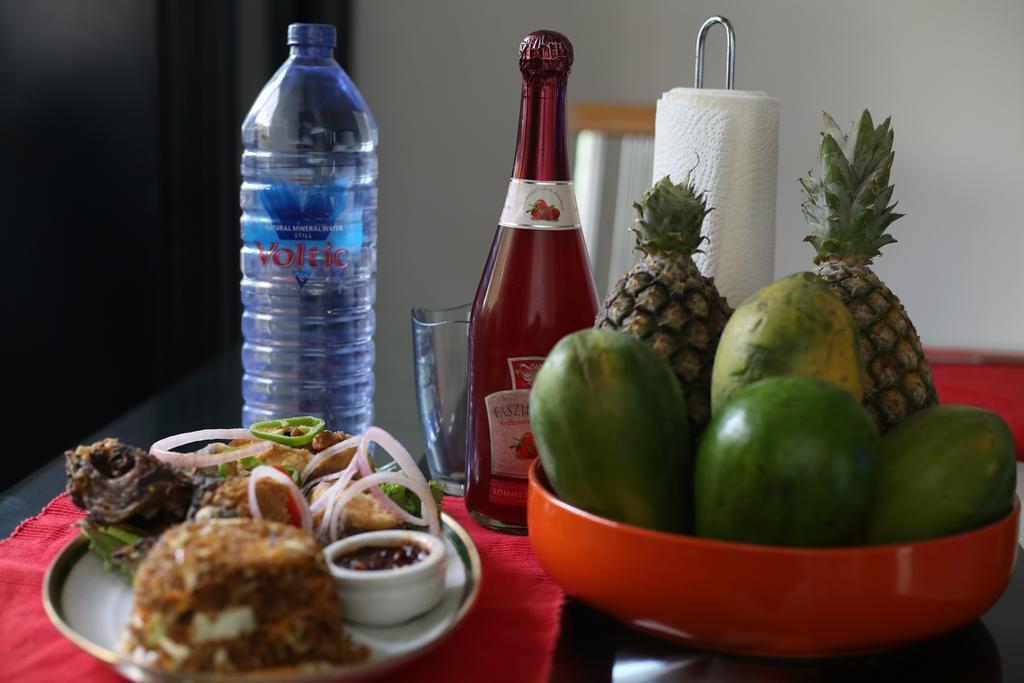 Akmary Guest House Ogbodjo Ngoại thất bức ảnh